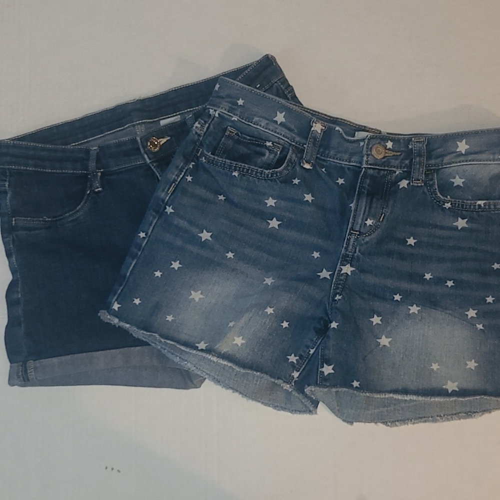 Short Shorts 2 pair lot stretch blue jean size 14 star print cuff dark wash